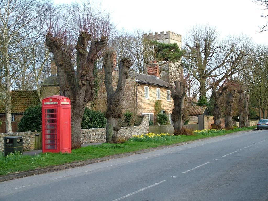 Thistle Cottage Mildenhall Exterior photo